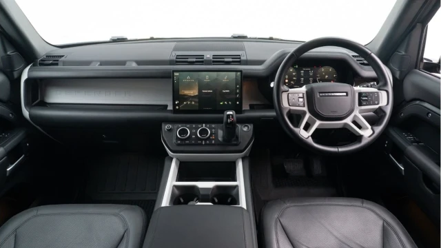 Land Rover Defender (74 Reg) 110 3.0 D350 X-Dynamic HSE Hard Top Commercial (5 Seat) (+VAT) Image 2