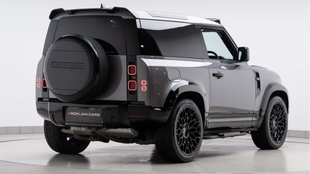 Land Rover Defender (24 Reg) 90 3.0 D250 Hard Top Commercial (3 Seat) (+VAT) Image 5