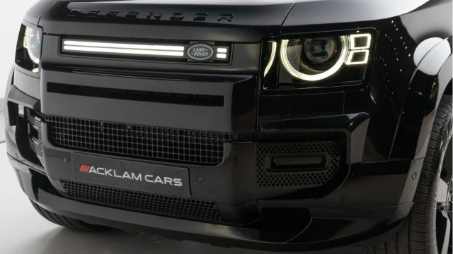 Land Rover Defender (25 Reg) 110 3.0 D250 S (Bespoke) Image 8