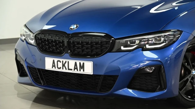 BMW 3 Series (71 Reg) 3.0 M340D xDrive Image 4