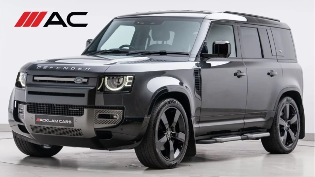 Land Rover Defender (22 Reg) 110 3.0 D300 X-Dynamic SE (VAT Q) Image 1