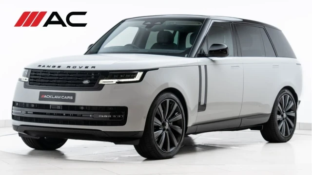 Land Rover Range Rover (25 Reg) 3.0 P400 HSE LWB 7 Seat Image 1