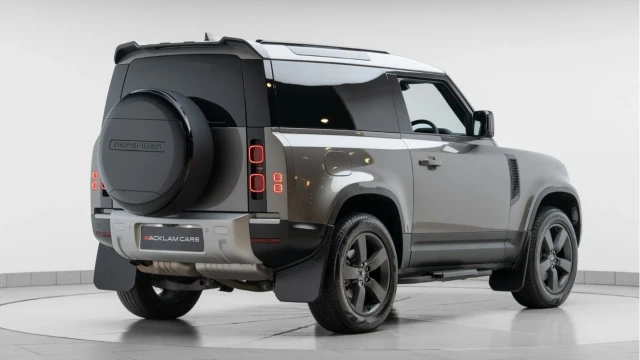 Land Rover Defender (25 Reg) 90 3.0 D250 S Hard Top Commercial (3 Seat) (+VAT) Image 6