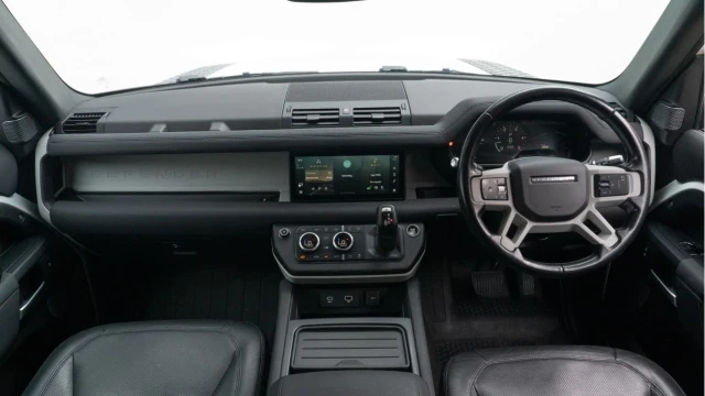 Land Rover Defender (21 Reg) 90 3.0 D250 S (Country) Image 2