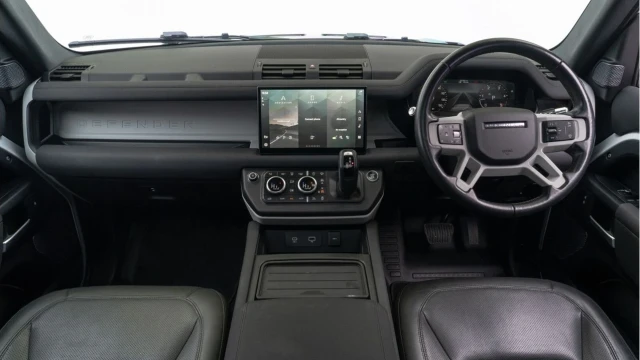 Land Rover Defender (71 Reg) 110 3.0 D250 S (URBAN) Image 2