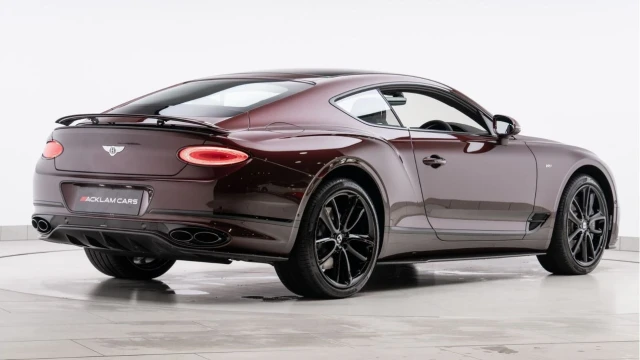 Bentley Continental (23 Reg) 4.0 V8 Coupe (Mulliner) Image 6