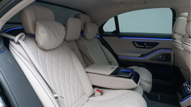 Mercedes-Benz S Class (25 Reg) S350D L 3.0 AMG Line Premium Plus Executive Image 7