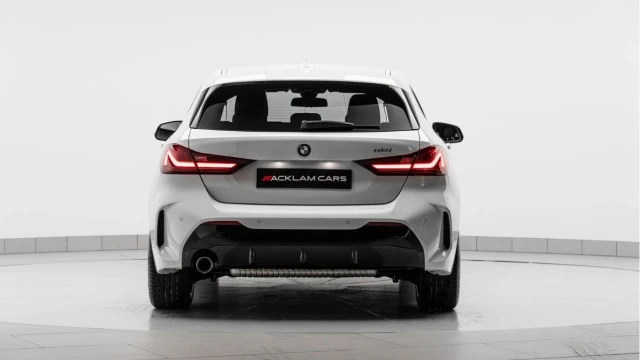BMW 1 Series (73 Reg) 118i 1.5 M Sport Image 6