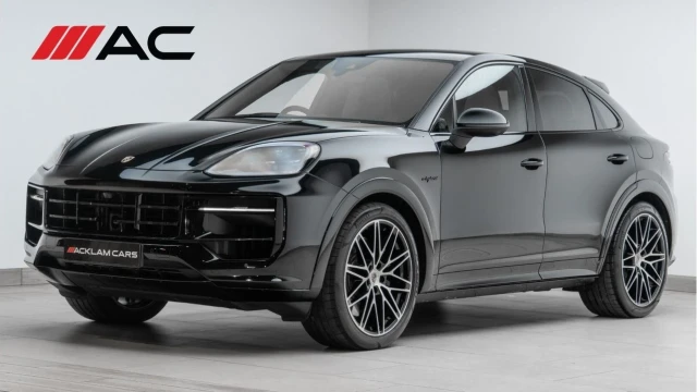Porsche Cayenne (24 Reg) S 3.0 V6 E-Hybrid Coupe Image 1