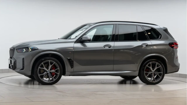 BMW X5 (73 Reg) 3.0 30D M Sport xDrive (Facelift) Image 4