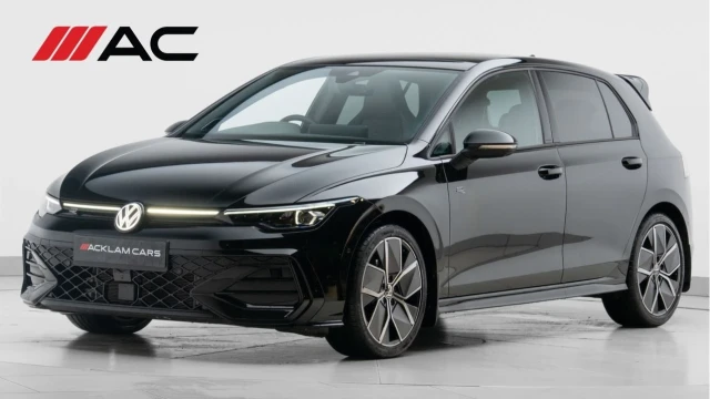 Volkswagen Golf (25 Reg) 2.0TDI Black Edition DSG (Mk8.5) Image 1