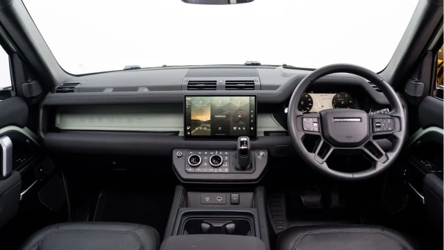 Land Rover Defender (23 Reg) 90 3.0 D300 75th Limited Edition Image 2