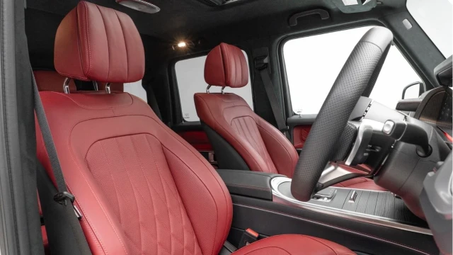 Mercedes-Benz G Class (25 Reg) G450 3.0D AMG Line Premium Plus 4Matic (Manufaktur) Image 3