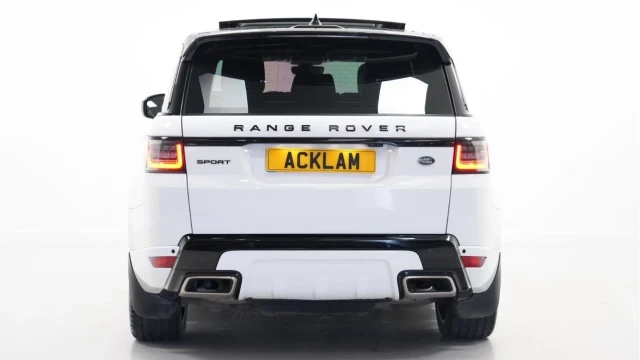 Land Rover Range Rover Sport (20 Reg) 3.0 SDV6 HSE (Black Pack) Image 8