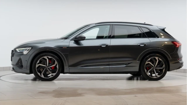 Audi e-tron (21 Reg) Black Edition 55 Quattro Image 4