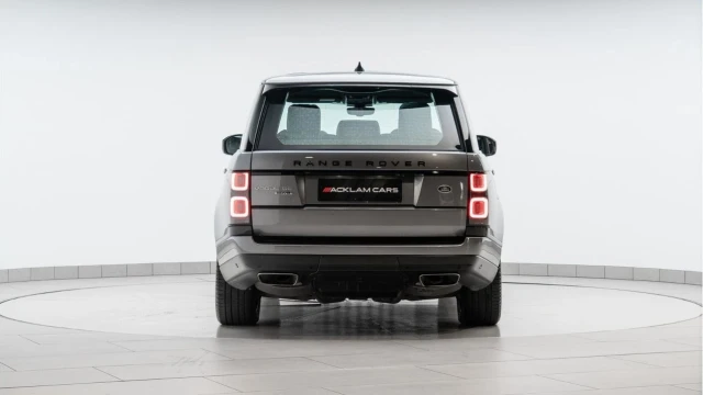 Land Rover Range Rover (70 Reg) 4.4 SDV8 Vogue SE Image 6