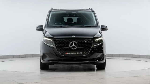 Mercedes-Benz V Class (24 Reg) V220 2.0D Premium LWB (7 Seat) Image 7