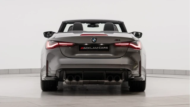 BMW M4 (73 Reg) 3.0 Competition M xDrive Convertible Image 6