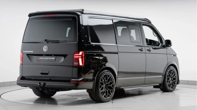 Volkswagen Transporter (71 Reg) T32 2.0TDI Highline DSG Image 7