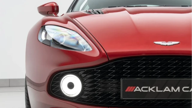 Aston Martin Vanquish (66 Reg) 5.9 V12 Zagato Image 8