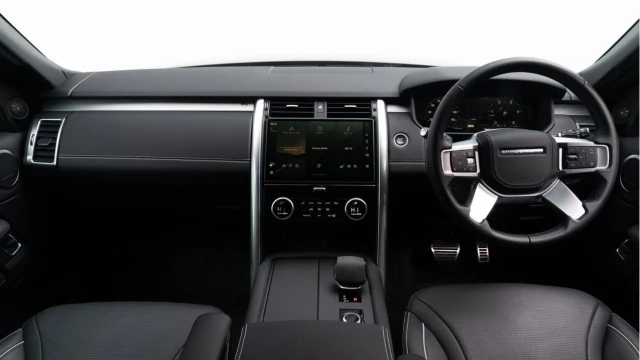 Land Rover Discovery (24 Reg) 3.0 D300 Dynamic HSE Commercial (5 Seat) (Bespoke) (+VAT) Image 2