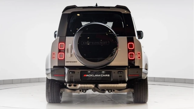 Land Rover Defender (75 Reg) 110 3.0 D350 X-Dynamic HSE (VAT Q) Image 7