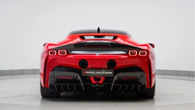 Ferrari SF90 (21 Reg) 4.0 V8 Stradale Assetto Fiorano Image 8