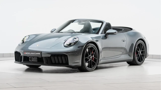 Porsche 911 (25 Reg) 3.6 Carrera GTS PDK Convertible (992.2) Image 8