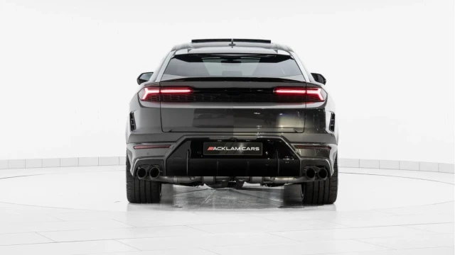 Lamborghini Urus (25 Reg) 4.0 V8 SE Hybrid Image 4