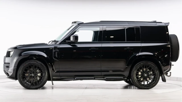 Land Rover Defender (74 Reg) 110 3.0 D350 X-Dynamic HSE Hard Top Commercial (3 Seat) (Bespoke) (+VAT) Image 4