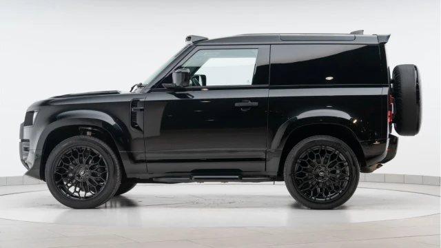 Land Rover Defender (24 Reg) 90 3.0 D250 Hard Top Commercial (NO VAT) Image 5