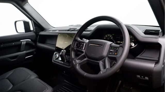 Land Rover Defender (75 Reg) 110 3.0 D350 X-Dynamic HSE Hard Top Commercial (3 Seat) (+VAT) Image 2