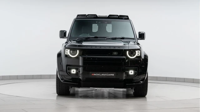 Land Rover Defender (25 Reg) 90 3.0 D250 S Hard Top Commercial (3 Seat) (+VAT) Image 8