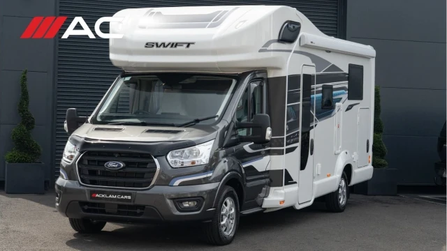 Swift Voyager (24 Reg) 494 2.0TDCi (4 Berth) Image 1