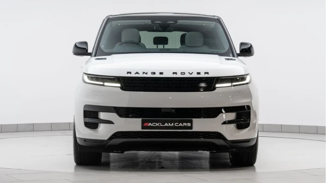 Land Rover Range Rover Sport (23 Reg) 3.0 D300 SE (Black Pack) Image 7