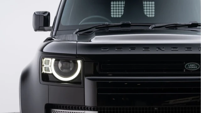 Land Rover Defender (74 Reg) 90 3.0 D250 S Hard Top Commercial (3 Seat) (+VAT) Image 8