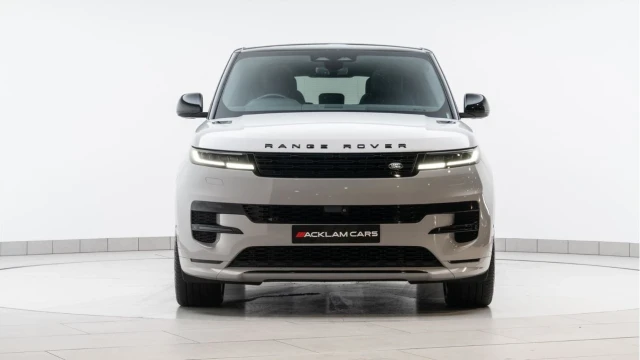 Land Rover Range Rover Sport (24 Reg) 3.0 D300 Dynamic SE Image 4
