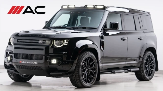 Land Rover Defender (25 Reg) 110 3.0 D350 X-Dynamic SE (Bespoke) Image 1