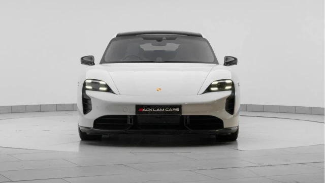 Porsche Taycan (70 Reg) Turbo S Image 7