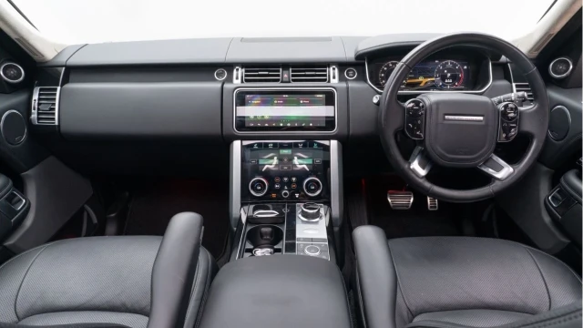 Land Rover Range Rover (70 Reg) 3.0SDV6 Westminster Image 2