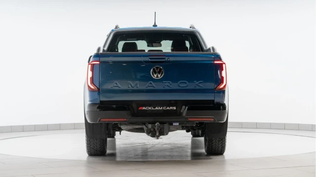Volkswagen Amarok (73 Reg) 2.0TDI Style 4Motion (Bespoke) (+VAT) Image 5