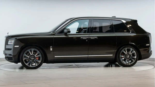 Rolls-Royce Cullinan (24 Reg) 6.7 V12 (VAT Q) Image 2
