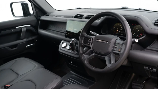 Land Rover Defender (74 Reg) 90 3.0 D250 X-Dynamic HSE Hard Top Commercial  (3 Seat) (Bespoke) (+VAT) Image 2