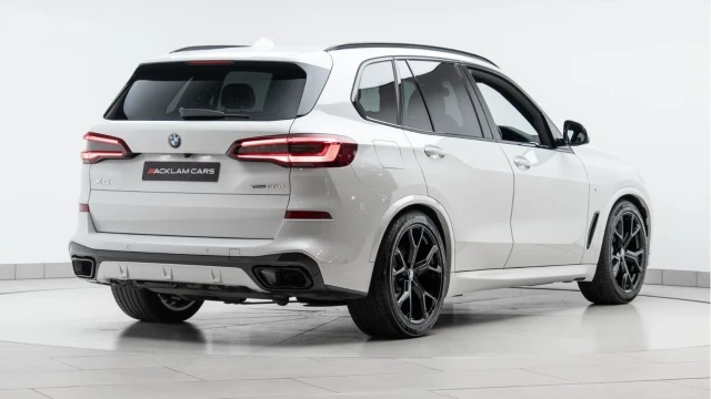 BMW X5 (72 Reg) 3.0 30D M Sport xDrive Image 5