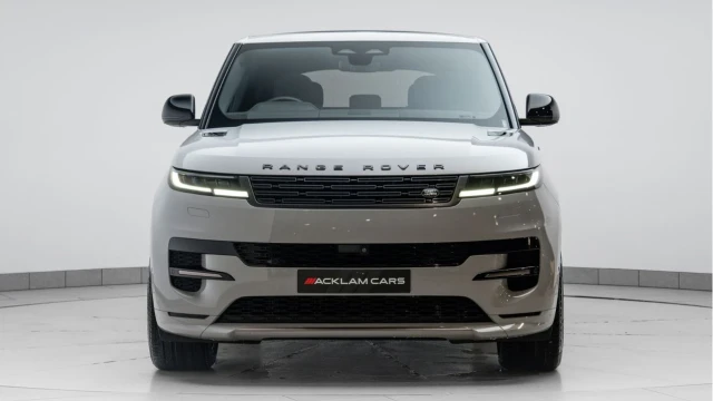 Land Rover Range Rover Sport (73 Reg) 3.0 P440e Dynamic SE Hybrid Image 4