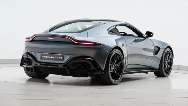Aston Martin Vantage (19 Reg) 4.0 V8 Image 6