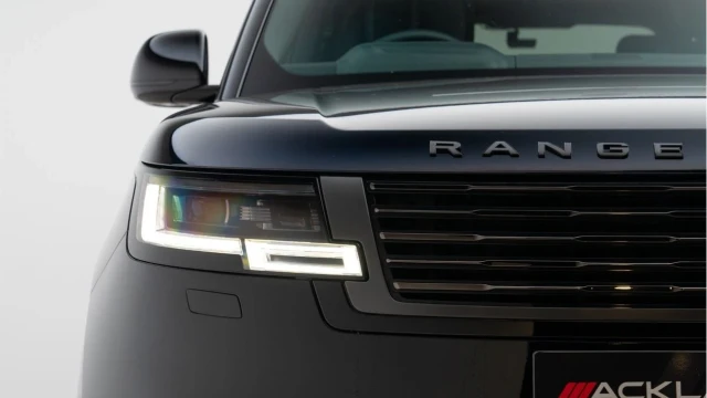 Land Rover Range Rover (73 Reg) 4.4 V8 P615 SV (LWB) (SV Intrepid) Image 8