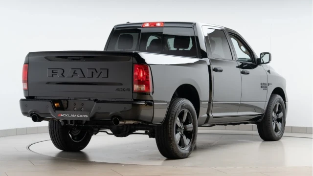 Dodge RAM 1500 (25 Reg) 5.7 V8 HEMI Classic SLT (VAT Q) Image 6