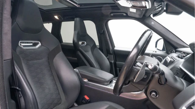Land Rover Range Rover Sport (69 Reg) 5.0 V8 SVR Image 3