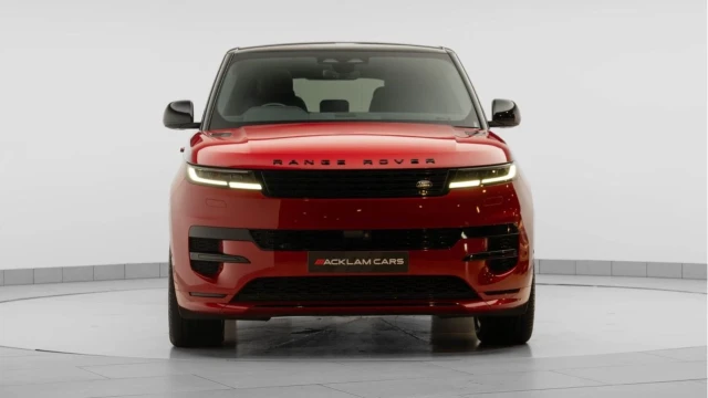 Land Rover Range Rover Sport (72 Reg) 3.0 D300 Dynamic SE (Black Pack) Image 7